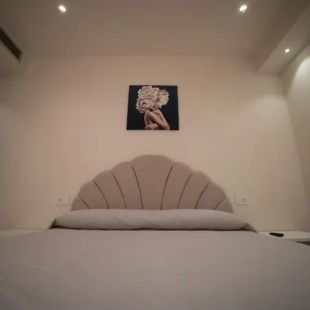 Oda ve Kahvaltı Dominus Luxury Tropea