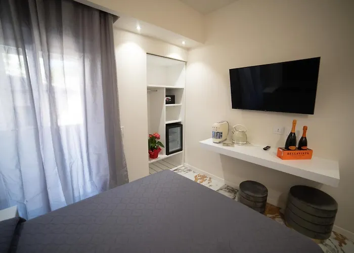 Dominus Luxury Oda ve Kahvaltı Tropea